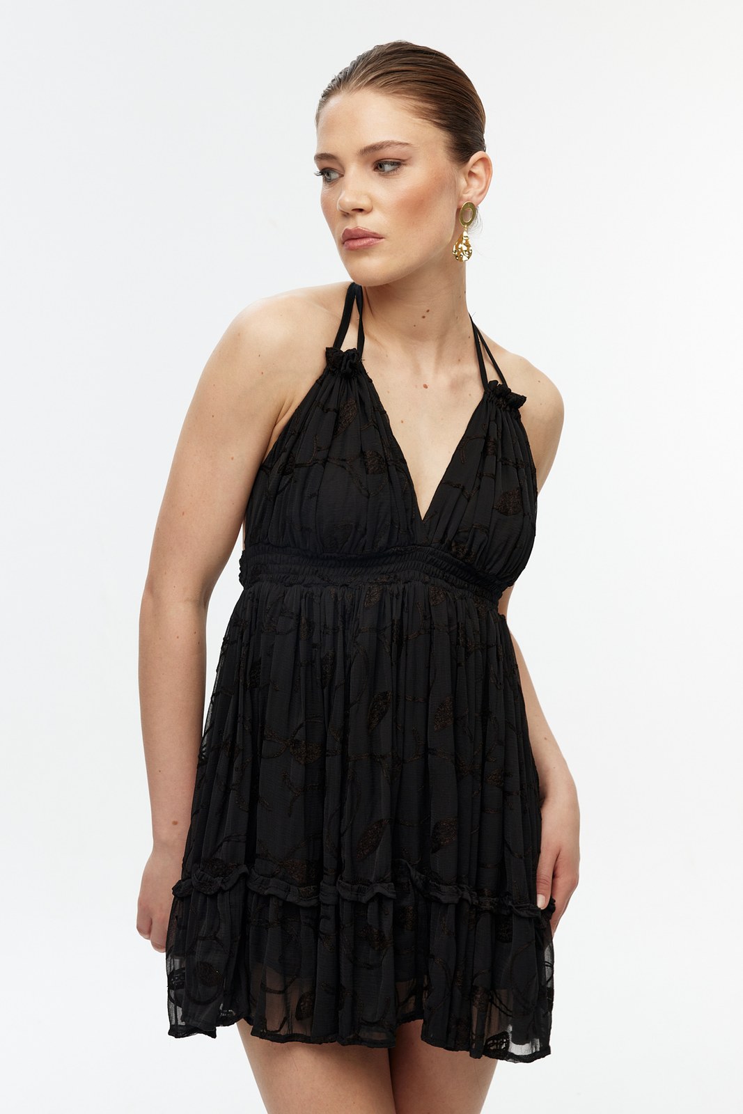 Nakış İşlemeli Halter Mini Elbise 3